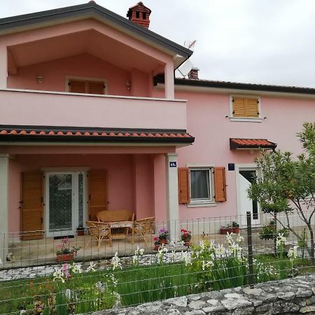 Apartmani Vesna Buje Exterior photo